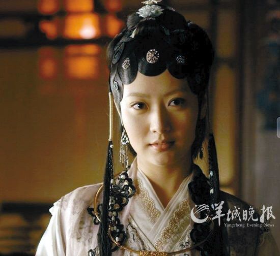 探秘京城四美背景 白冰否认被潜景甜称没男友