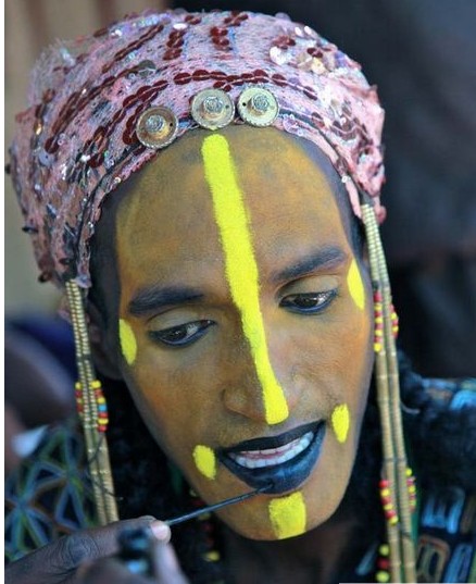 游牧民族独特脸绘