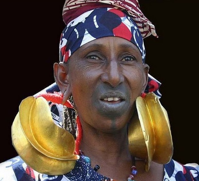 游牧民族独特脸绘