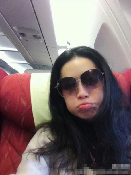 36岁舒淇装嫩恶搞生活照曝光 海滩比基尼展凹凸曲线