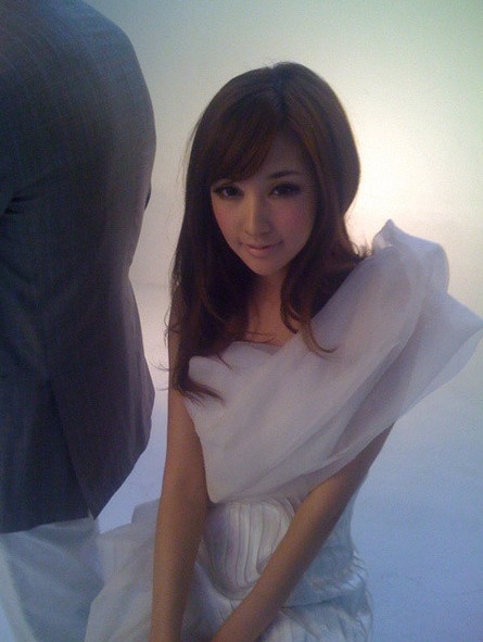 富三代校花王希怡艳照 身价上亿