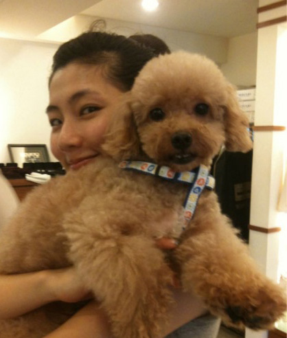 Selina主持身价堪比小S 图揭珍贵今夕对比照