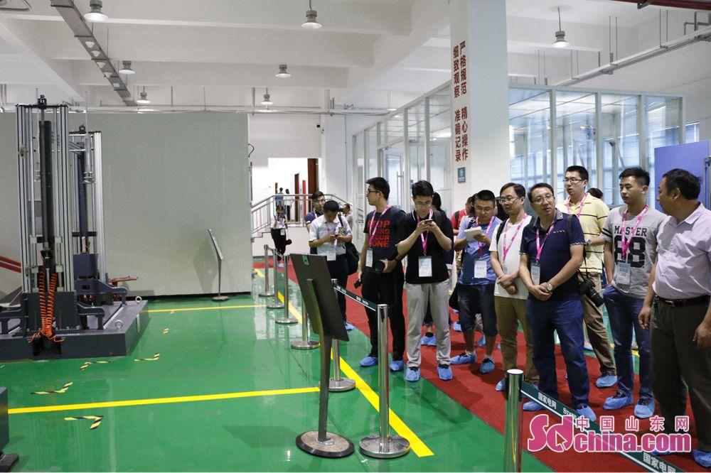 鲁能智能推动新旧动能转换 电力特种机器人占“半壁江山”