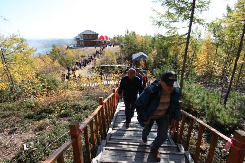 森林穿越节在兴安之巅呼中举行