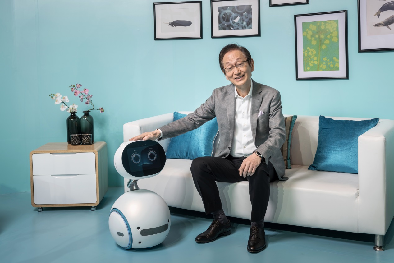 华硕zenbo qrobot小布，洞悉人心的ai科技