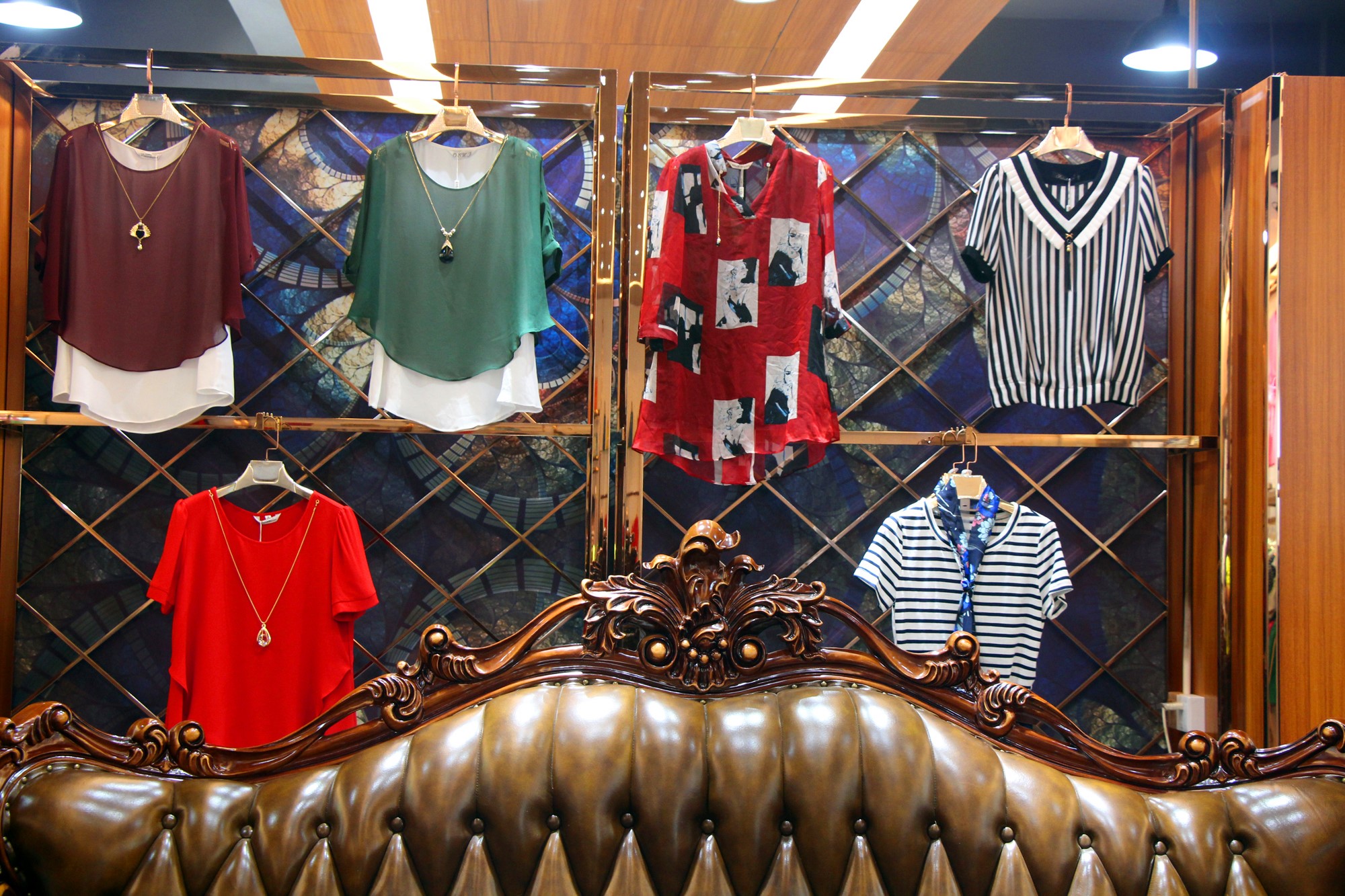 莱歌俪娅女装折扣集合店女性的必逛门店