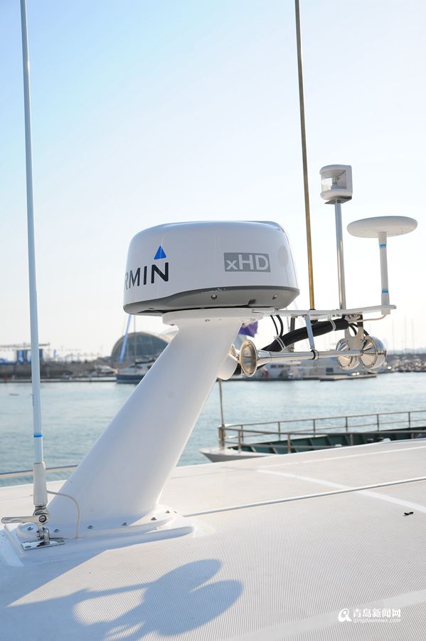 实拍双体豪华游艇青岛制造售价260万