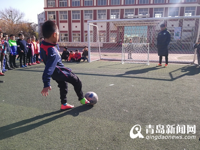 城阳区实验小学打造 个性IP 多措并举绿茵结硕