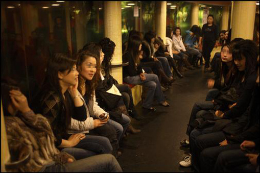 歌厅小姐生活揭秘-青岛新闻网