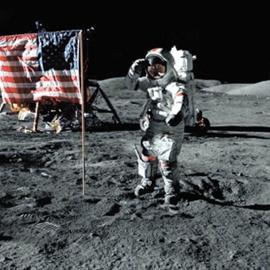 美航天局发布月球怪异事：一面国旗失踪
