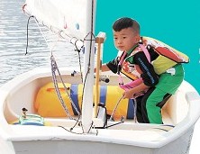 裸跑弟青岛正式参加国际帆船比赛 申请吉尼斯纪录