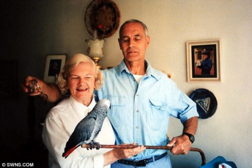 55岁世界最高龄鹦鹉去世 留遗言称再见