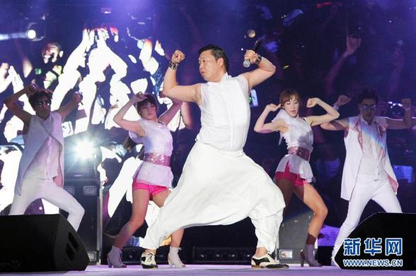 《江南Style》引爆流行 马步舞姿风靡全球
