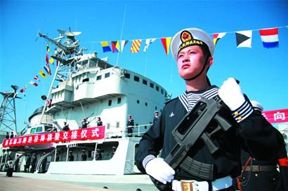 国产第一代导弹驱逐舰青岛退役