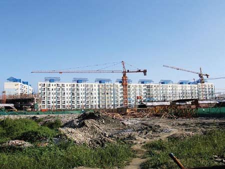 近日，北京市最大的小产权房项目太玉园已经停止“过户”，无法进行二手房买卖。