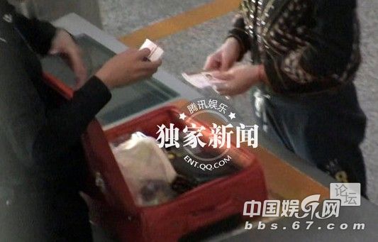 刘嘉玲机场被扣禁药真相曝光 急怀孕求子引病变