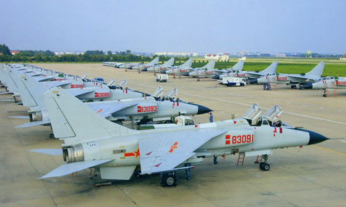 中国海军新飞豹首飞成功 创世界纪录