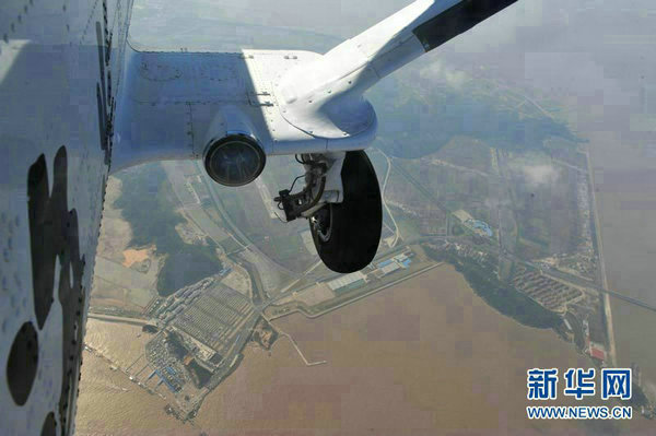 资料图：中国海监固定翼飞机进行海岛保护专项巡查。