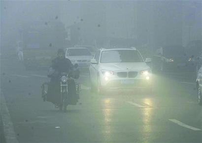 青岛PM2.5再爆表 持续重度污染将停课