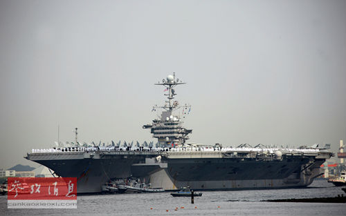 日本横须贺基地是美国航母“乔治·华盛顿”号的母港。本报记者任正来/摄