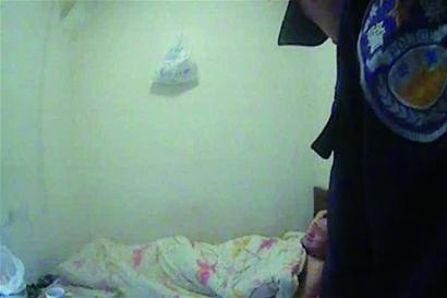 活着,多亏人家卖“假药” 活着,多亏人家卖“假药”