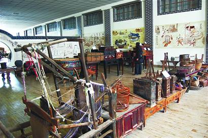 韩家渔盐民俗博物馆 爱好收藏自费建博物馆
