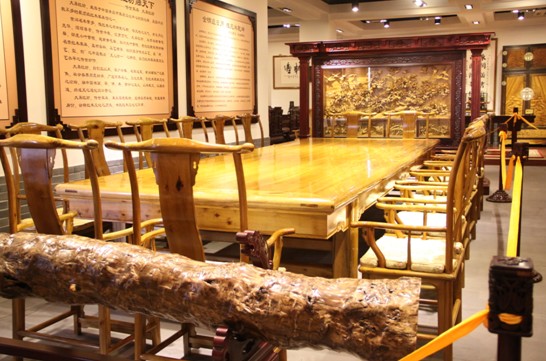 大易明轩亮相岛城红木家具市场 - 青岛新闻网