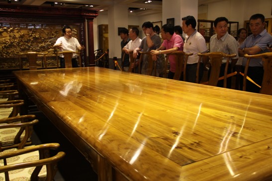 大易明轩亮相岛城红木家具市场-+青岛新闻网