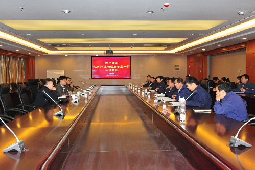 江苏兴达质量总监汤建忠一行到青钢交流洽谈
