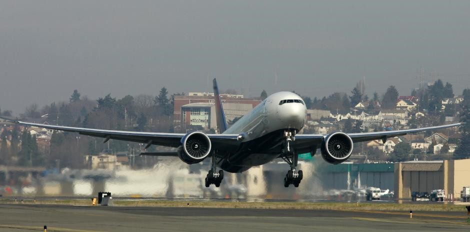 马航波音777-200客机飞北京途中失联