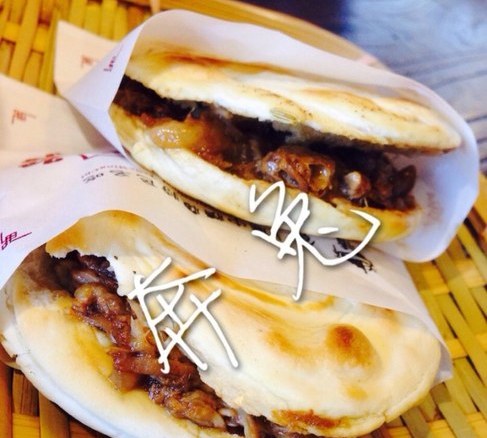 宝宝1岁零一个月了,为什么用脚尖着地走路?