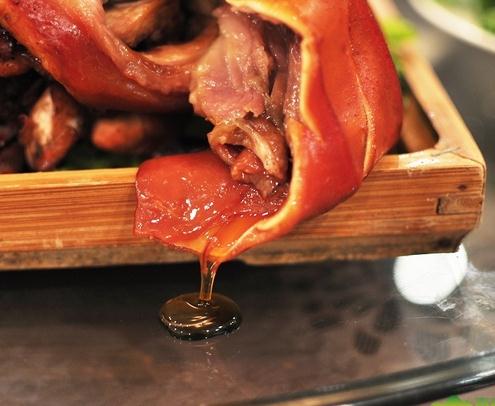 青岛有卖瑞士莲99%纯黑巧克力的吗?