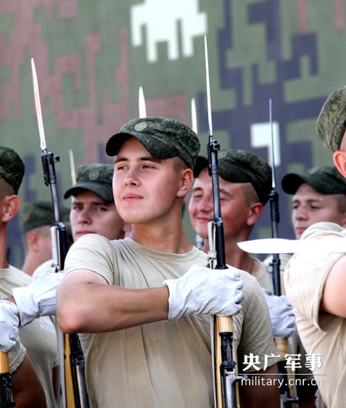 走进抗战阅兵外军方队营地 拍遍17国外军训练