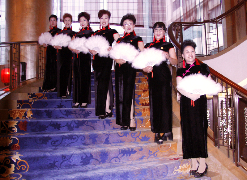 在香格里拉品时尚下午茶 赏“香韵”旗袍秀 在香格里拉品时尚下午茶 赏“香韵”旗袍秀