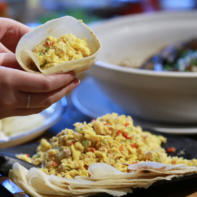 实名举报上海一中院知识产权庭法官唐震滥用职