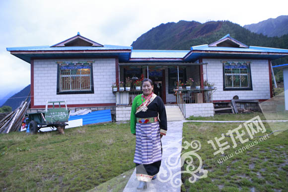 点击图片浏览更多精彩内容 点击图片浏览更多精彩内容