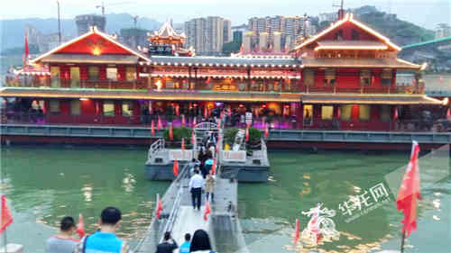 “两江游”成涪陵新景观。记者李天春摄。.jpg