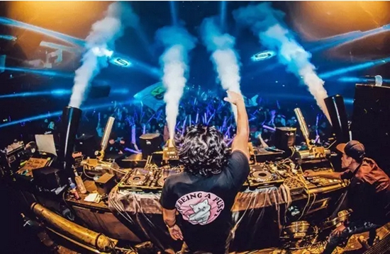 2017白色浪潮国际电子音乐节 诠释青岛海洋精