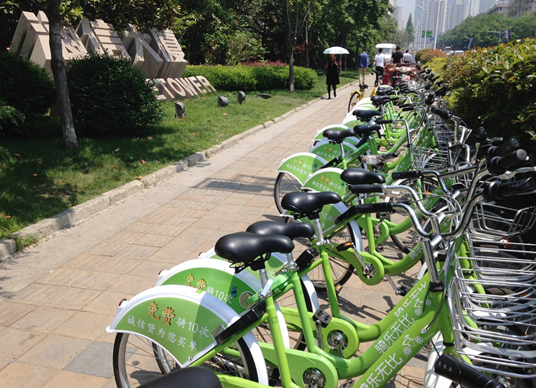 青岛不适合骑行上班?原来共享单车都集中在这