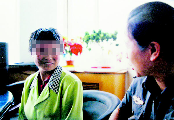 残疾女笑著说自杀 勇敢面对人生笑看挫折失败