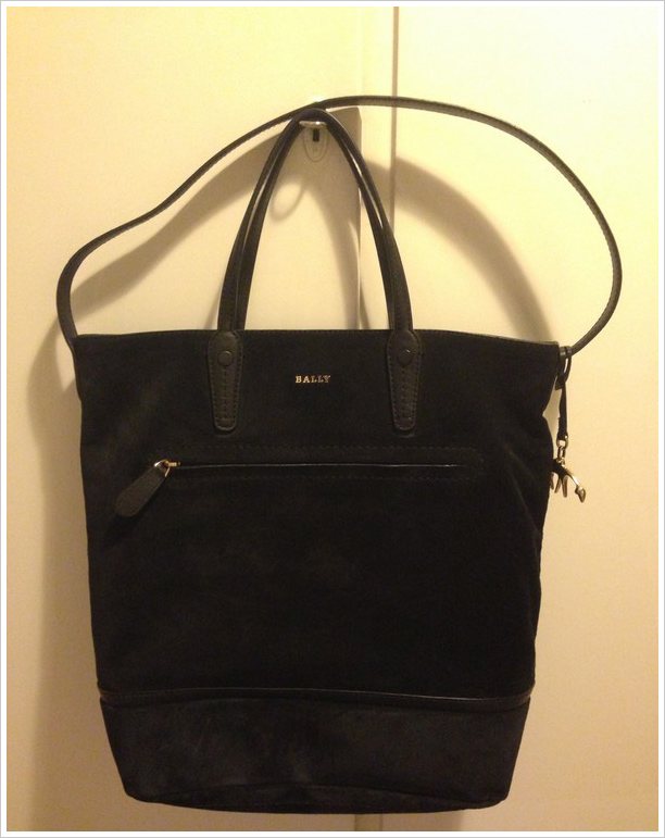 美国买什么包便宜 0c6076dd46e41560f1cc0a.jpg