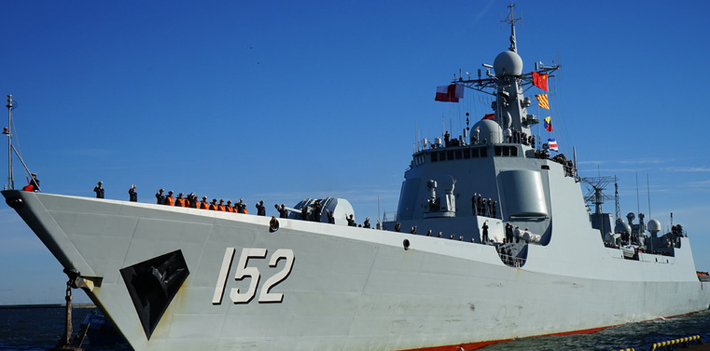 [资料图]中国海军舰艇编队抵达波兰进行首访