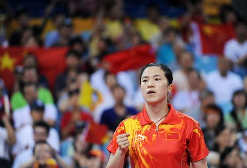 组图:乒乓球女子团体决赛 中国3-0胜新加坡夺得金牌