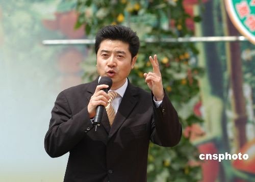 張政證實出任阿勒泰副書記 破例接受采訪談“轉型”