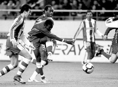 杜威孫吉受限合同缺席比賽 不滿裁判誤殺綠城