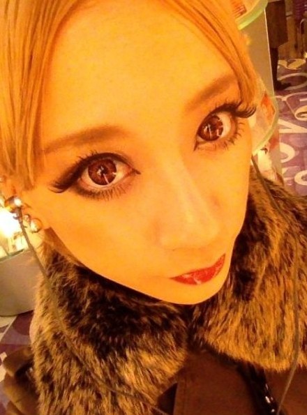 日本好意思女模特声称遍猎百名男性 自认性欲超男东谈主