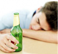 �������Ƿ��оƾ���