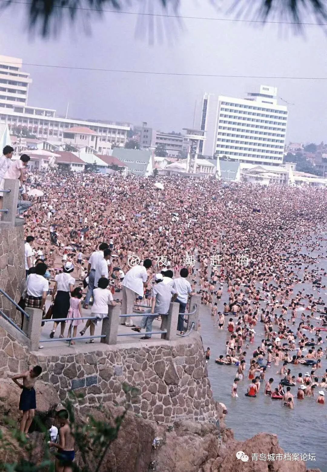 八十年代的青岛那些珍贵的旧影时光