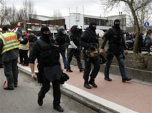 德国发生校园枪击案致10人死亡枪手自杀身亡