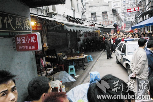 图为：事发现场 摄影：见习记者 戈昊怡